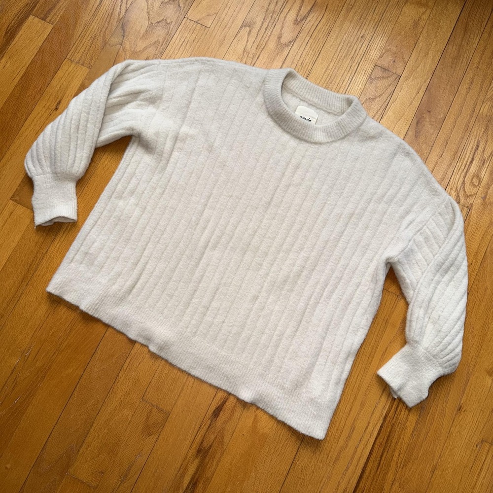 Aerie Sweater Ribbed Balloon Sleeve Crewneck Fuzzy‎ Knit Cozy Pullover Oversized